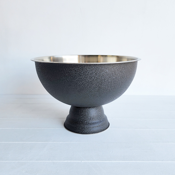 Champagne Bowl - Black - <p style='text-align: center;'>R 100</p>